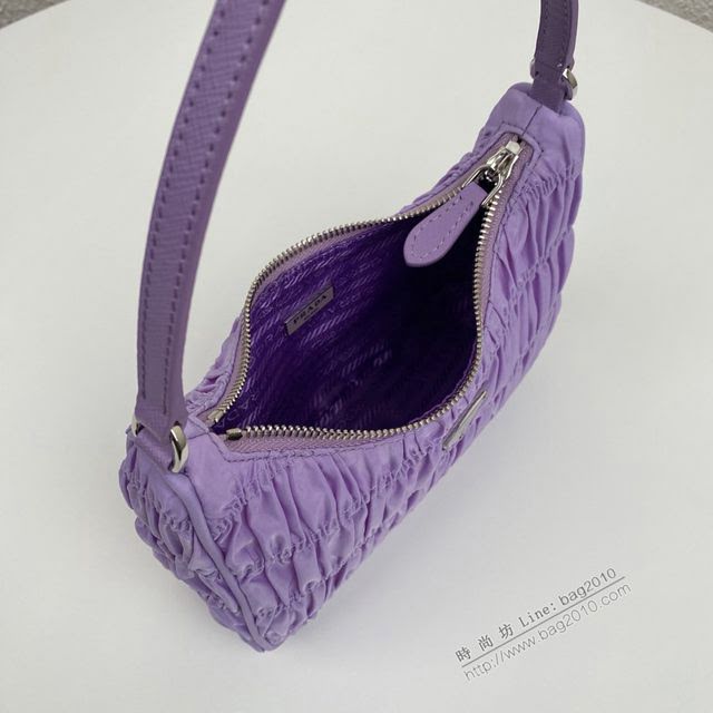 prada女包 普拉達2020專櫃最新款 1NE204 Prada nylon 皺褶Hobo手拎包 Prada復古風腋下包  pyd2299